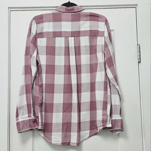 SO Kohls Mauve Buffalo Plaid Button Favorite Shirt Size Large - Picture 4 of 6